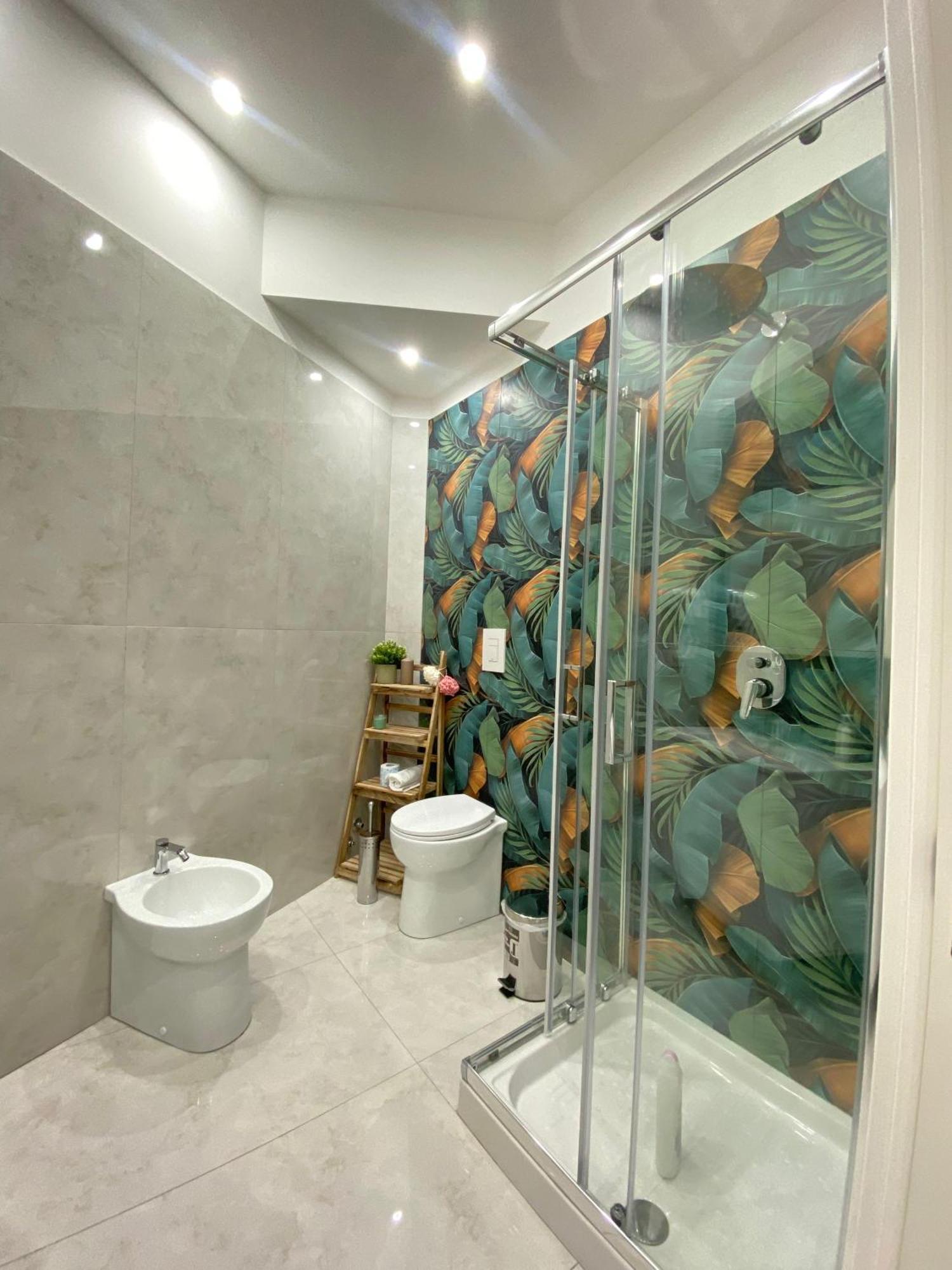 Royal Dream Bed & Breakfast Наполи Екстериор снимка